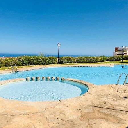 Apartament El Castillo De Bonalba Mutxamel Eksteriør bilde