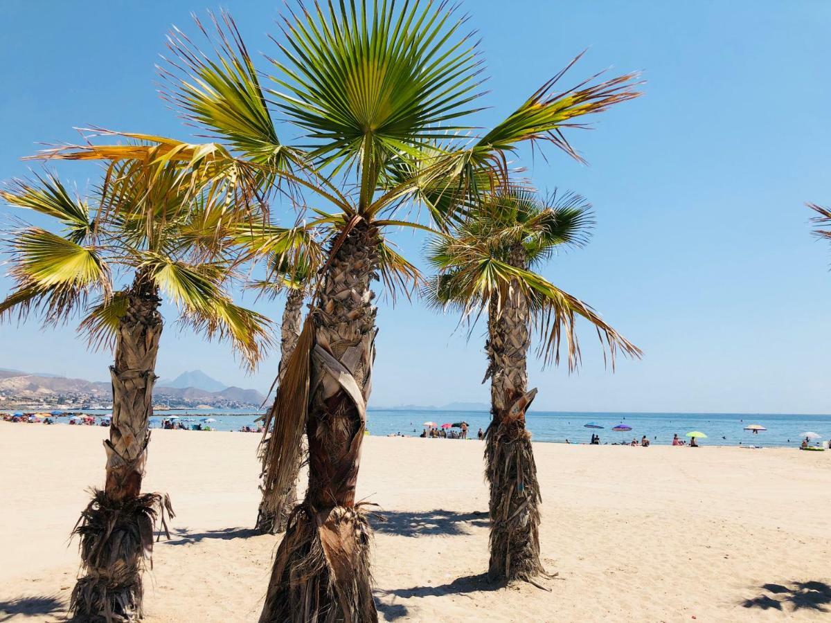 Apartament El Castillo De Bonalba Mutxamel Eksteriør bilde