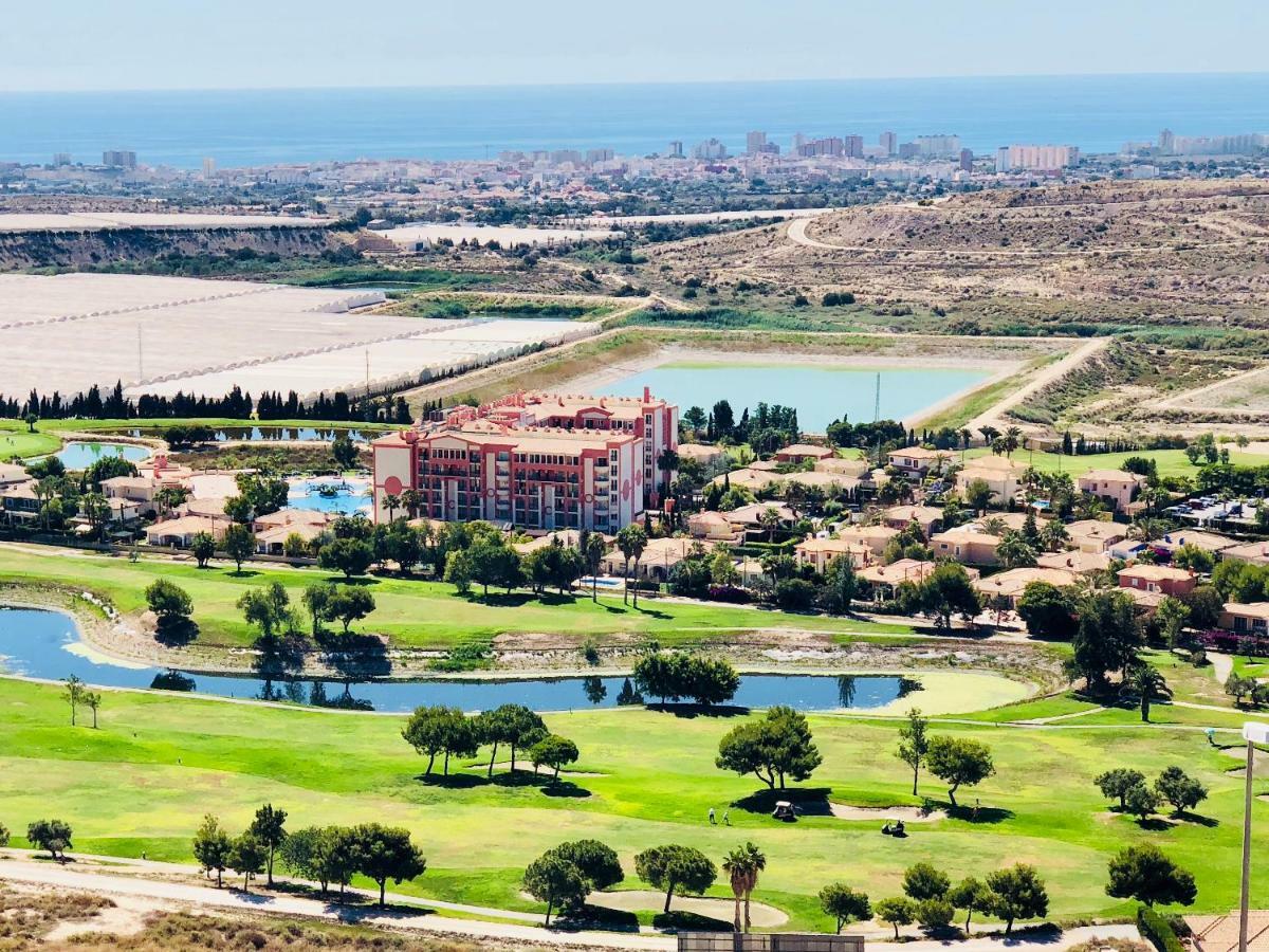 Apartament El Castillo De Bonalba Mutxamel Eksteriør bilde