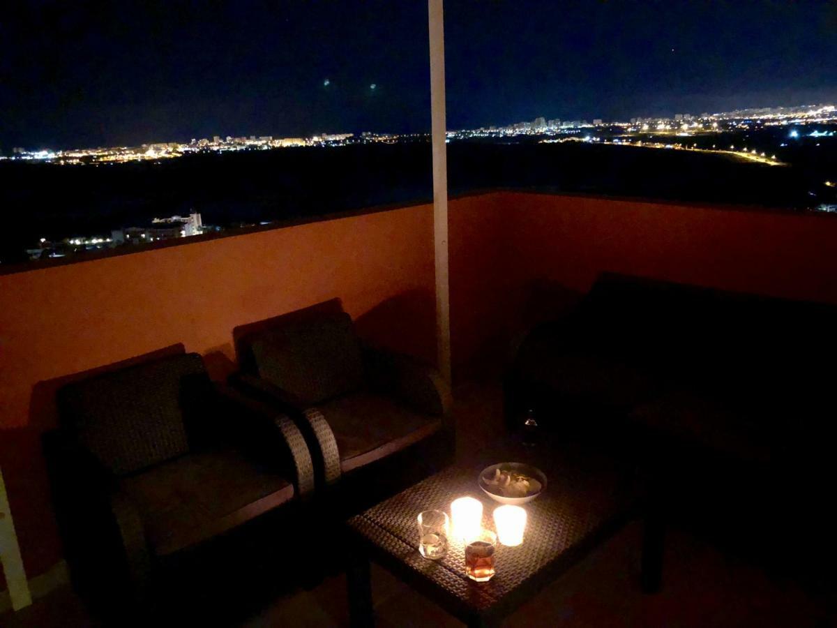 Apartament El Castillo De Bonalba Mutxamel Eksteriør bilde