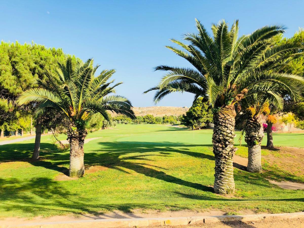 Apartament El Castillo De Bonalba Mutxamel Eksteriør bilde